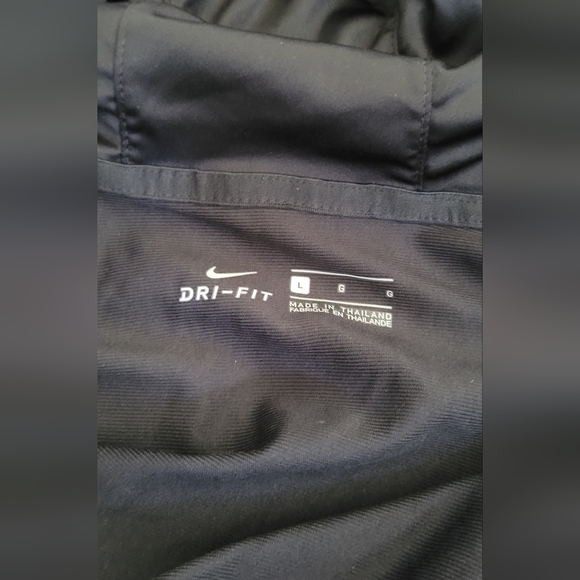 Nike Dri-fit running jacket - Picture 3 of 3